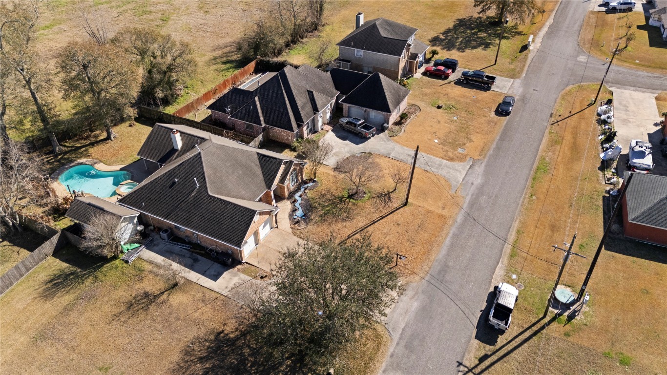 106 Mockingbird Lane Bridge City, TX 77611 - Photo 26 of 28