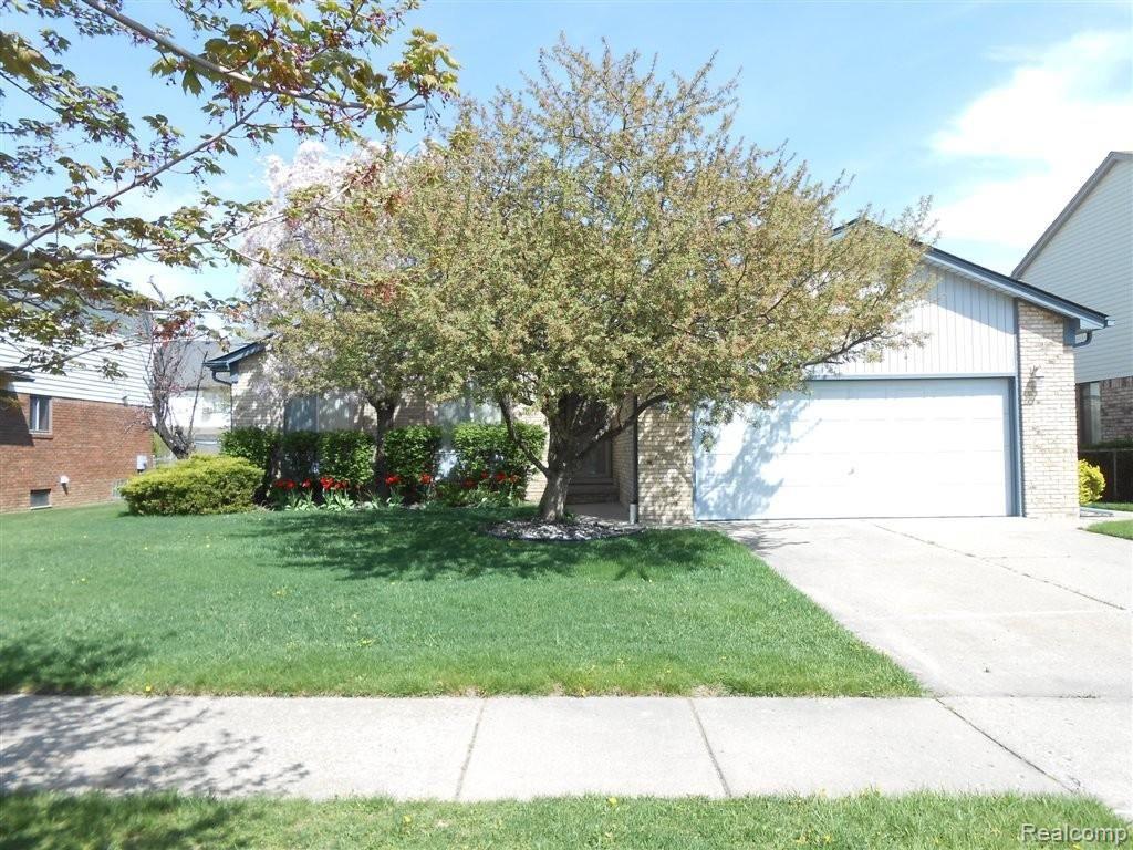 48156 Tilch Road Macomb, MI 48044 - Photo 1 of 19 DSCN0752.JPG