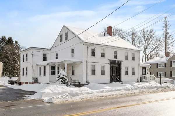 $3,999 | 21 Portsmouth Avenue, Exeter, NH 03833