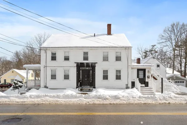 $3,999 | 21 Portsmouth Avenue, Exeter, NH 03833