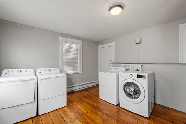 $3,999 | 21 Portsmouth Avenue, Exeter, NH 03833