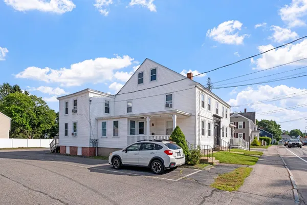 $3,999 | 21 Portsmouth Avenue, Exeter, NH 03833