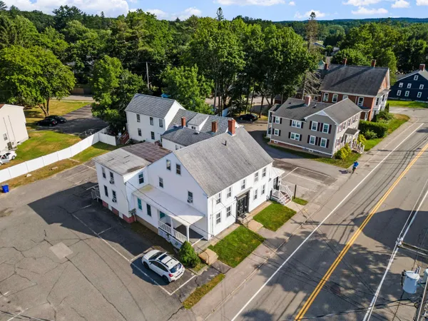 $3,999 | 21 Portsmouth Avenue, Exeter, NH 03833