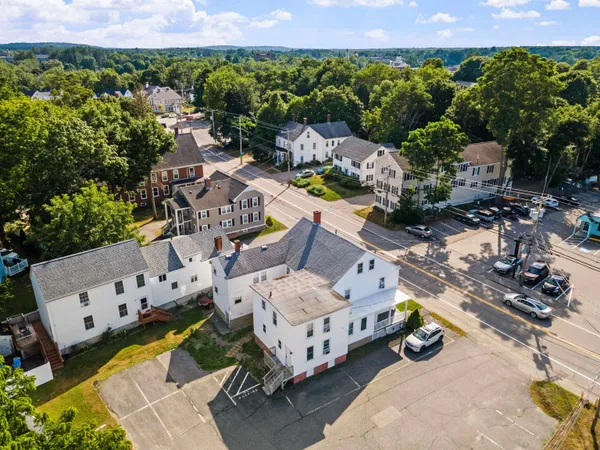 $3,999 | 21 Portsmouth Avenue, Exeter, NH 03833