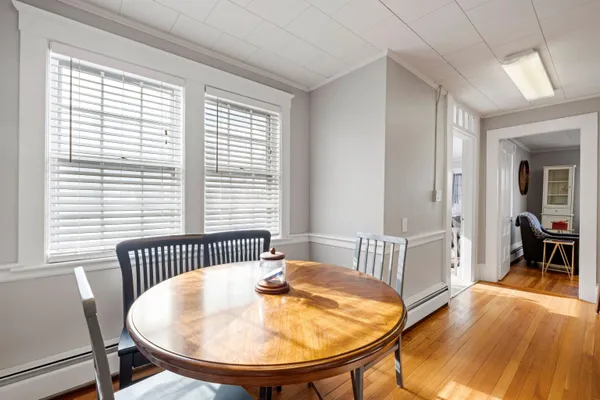 $3,999 | 21 Portsmouth Avenue, Exeter, NH 03833