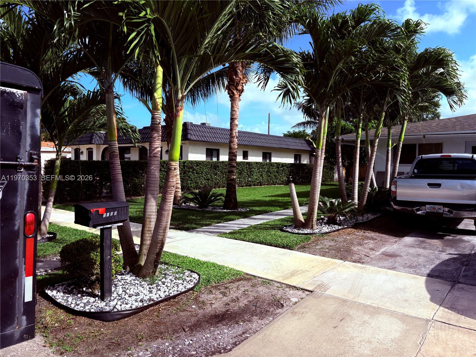 5632 Hayes Street Hollywood, FL 33021 - Photo 20 of 42