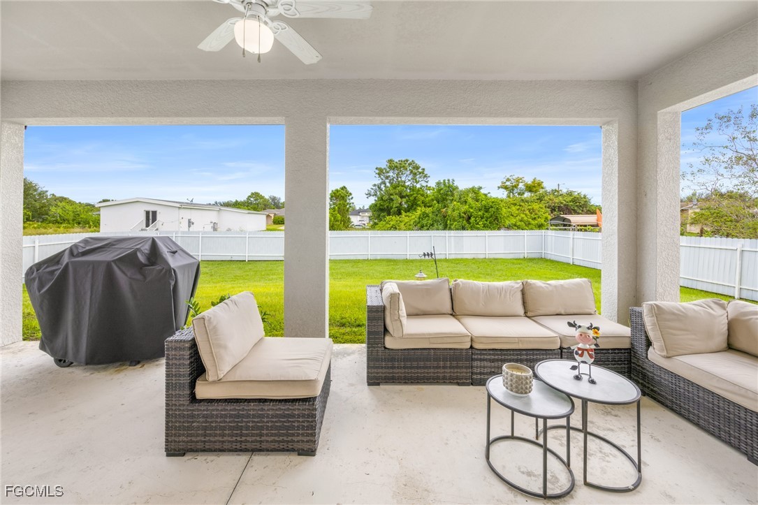 2812 12th Street Southwest Lehigh Acres, FL 33976 - Photo 27 of 31