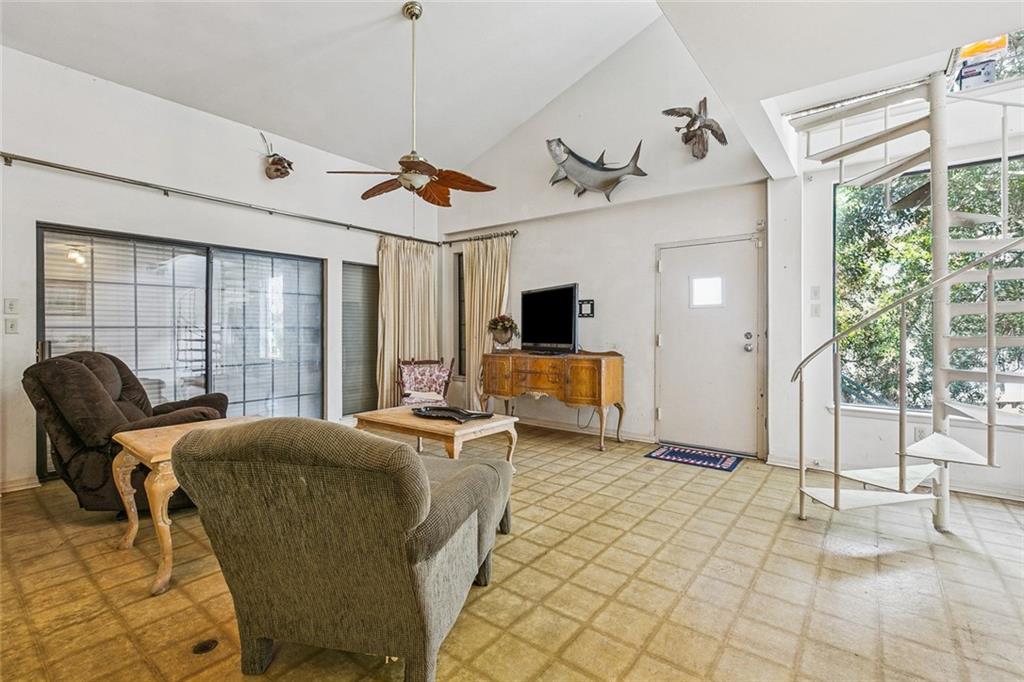 2034 Jean Lafitte Boulevard Lafitte, LA 70067 - Photo 4 of 22