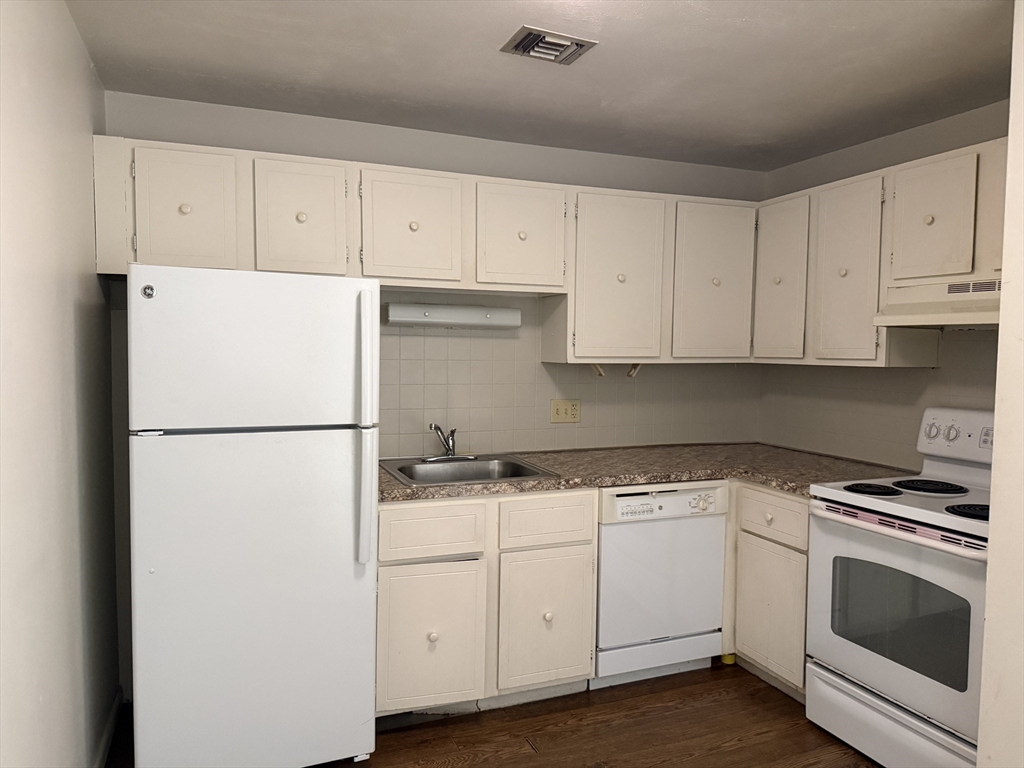 176 Maple Avenue, Unit 434 Rutland, MA 01543 - Photo 4 of 22