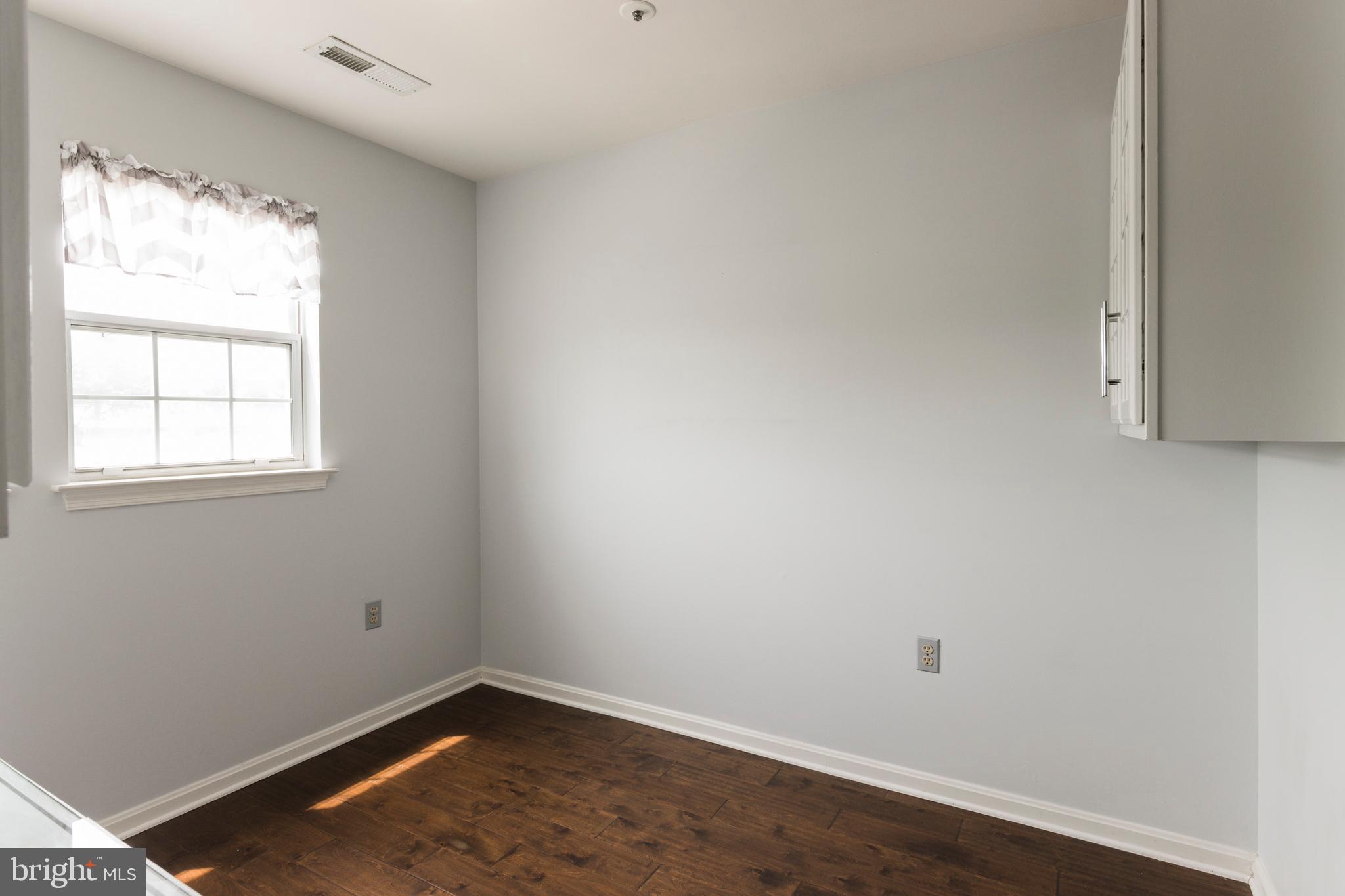 8507 Falls Run Road, Unit H Ellicott City, MD 21043 - Photo 19 of 39 Gallery Image 19
