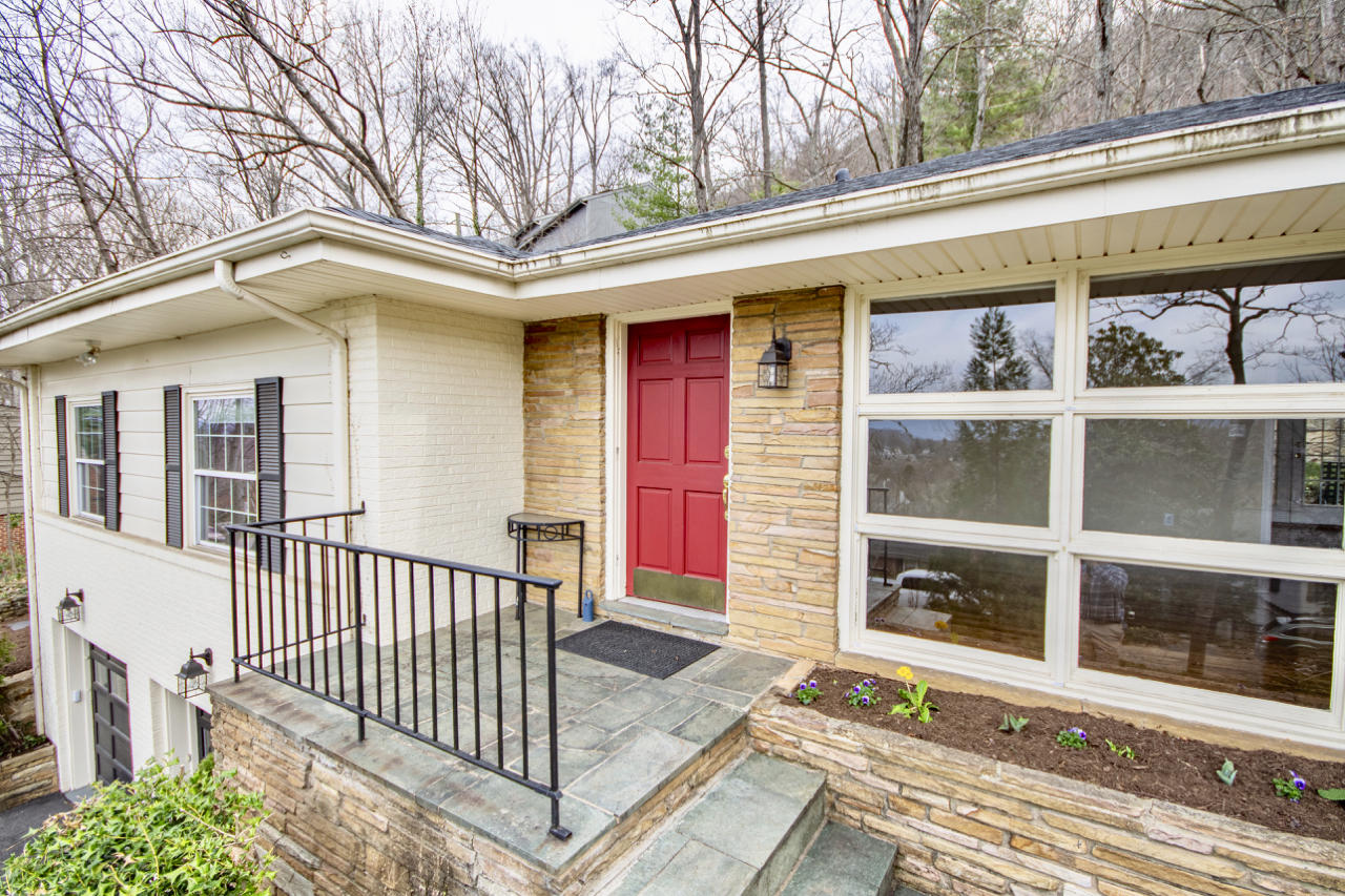 2644 Nottingham Road Southeast Roanoke, VA 24014 - Photo 7 of 42 Nottinghan R2 - 10