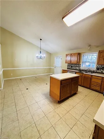 $1,950 | 1635 Tadmore Street, Winston-Salem, NC 27127