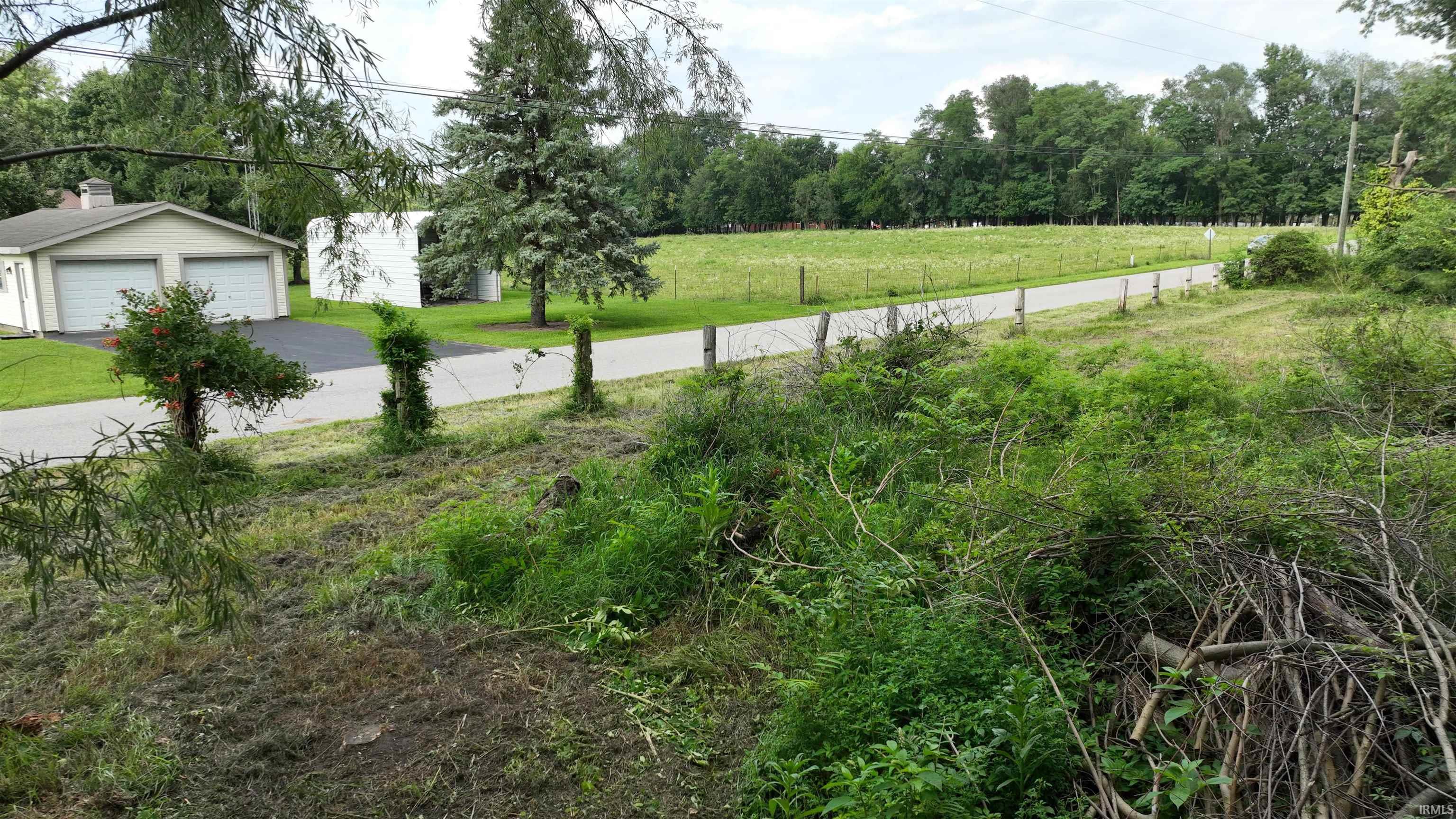 4967 North Boxman Place Monticello, IN 47960 - Photo 12 of 17