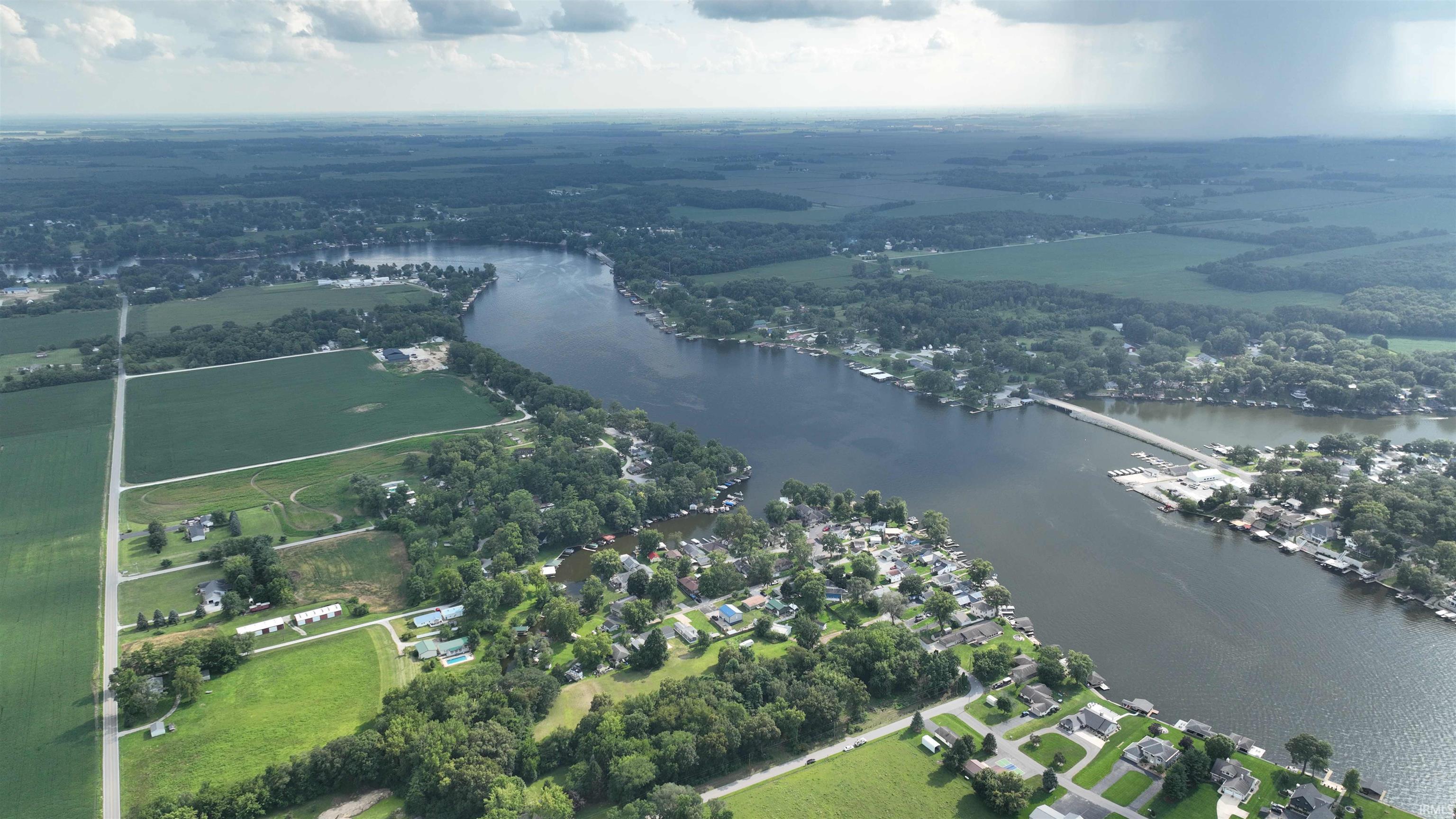 4967 North Boxman Place Monticello, IN 47960 - Photo 2 of 17