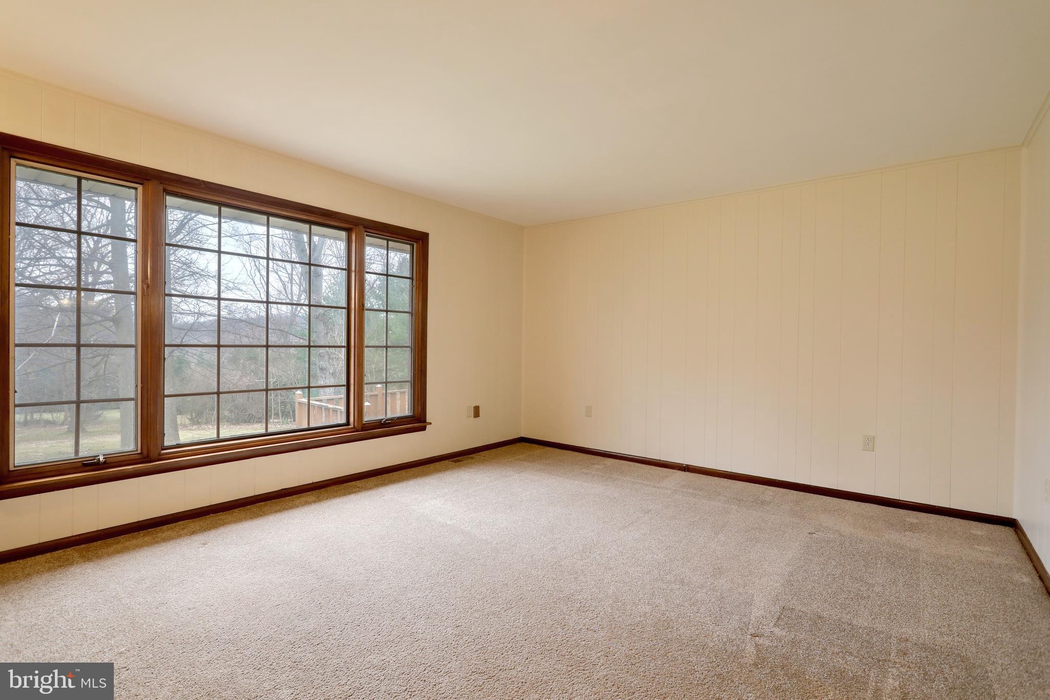 5111 Waltersdorff Road Spring Grove, PA 17362 - Photo 11 of 32