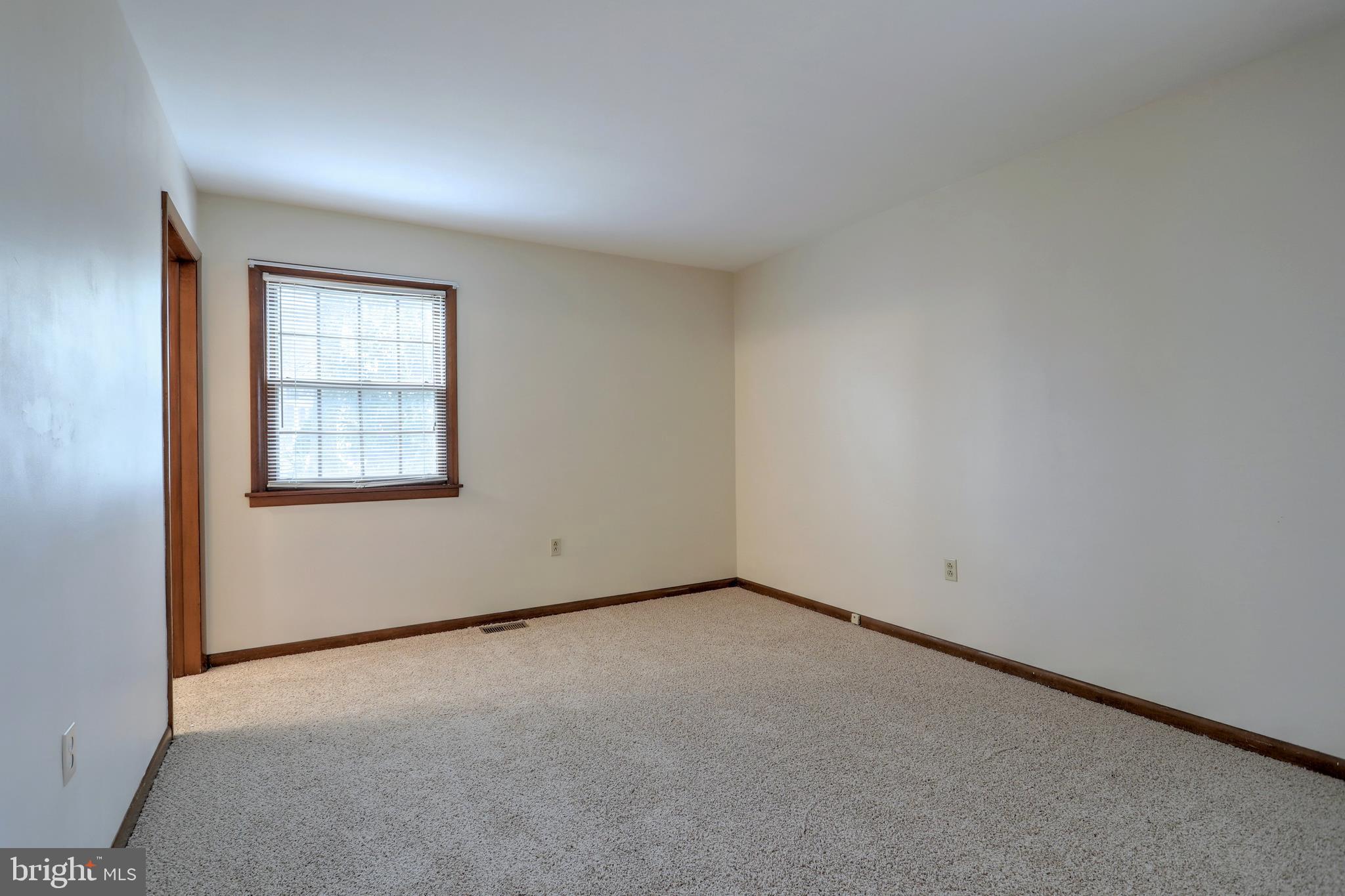 5111 Waltersdorff Road Spring Grove, PA 17362 - Photo 27 of 32