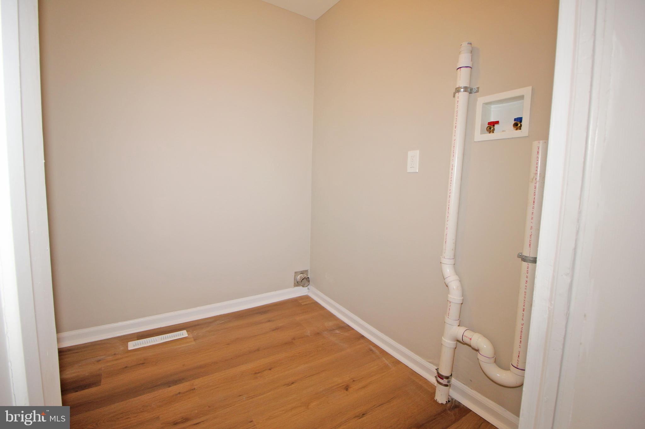 27 West Kennedy Drive Clementon, NJ 08021 - Photo 22 of 39 a view of room