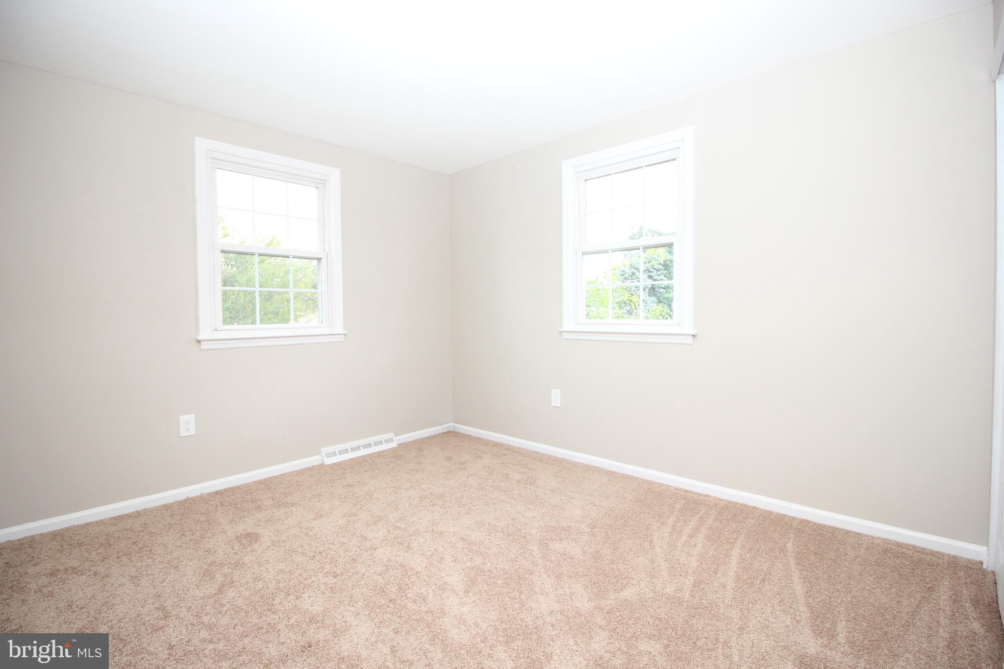 27 West Kennedy Drive Clementon, NJ 08021 - Photo 26 of 39 an empty room with a window