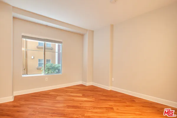 $4,267 | 348 Hauser Boulevard, Unit 1123, Los Angeles, CA 90036