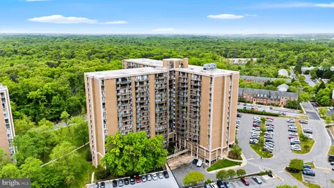 $140,000 | 6100 Westchester Park Drive, Unit 1702, College Park, MD 20740
