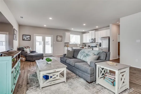 $2,200 | 9024 HUXLEY Drive, Providence Village, TX 76227