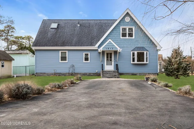 $3,400 | 1613 Beacon Street, Toms River, NJ 08757