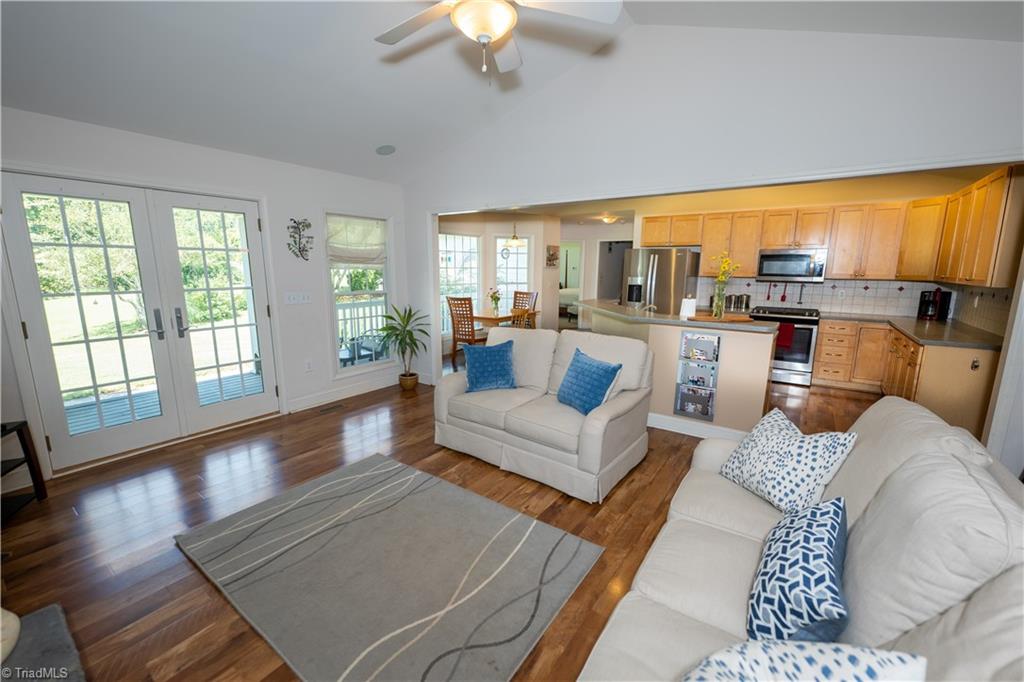 2595 Mountain View Church Road King, NC 27021 - Photo 15 of 40