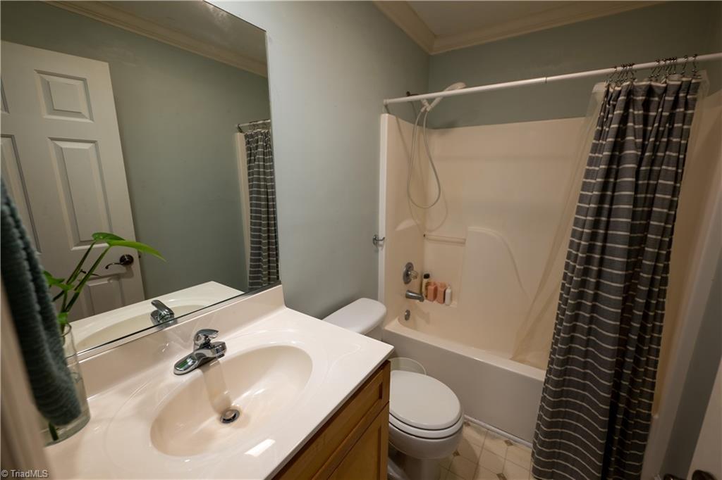 2595 Mountain View Church Road King, NC 27021 - Photo 28 of 40