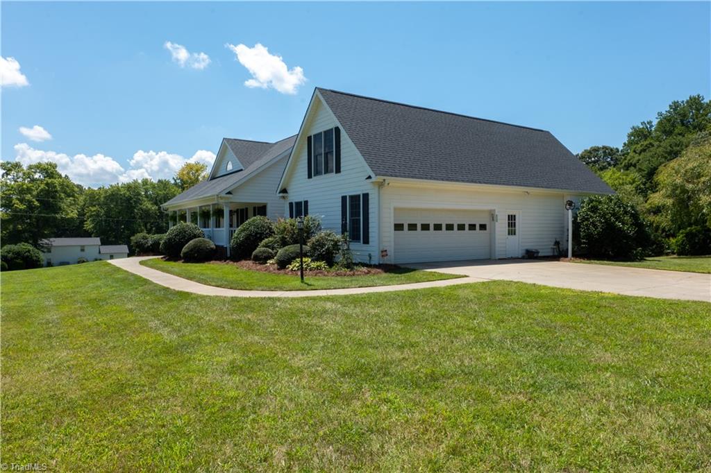 2595 Mountain View Church Road King, NC 27021 - Photo 33 of 40