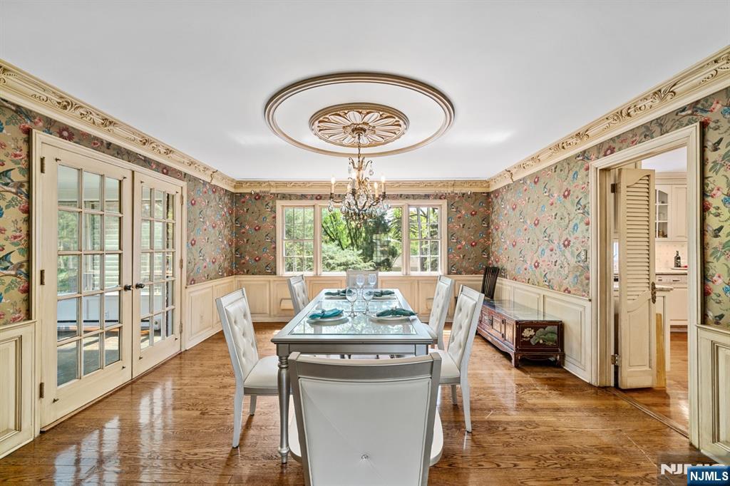 328 West Ridgewood Avenue Ridgewood, NJ 07450 - Photo 6 of 49