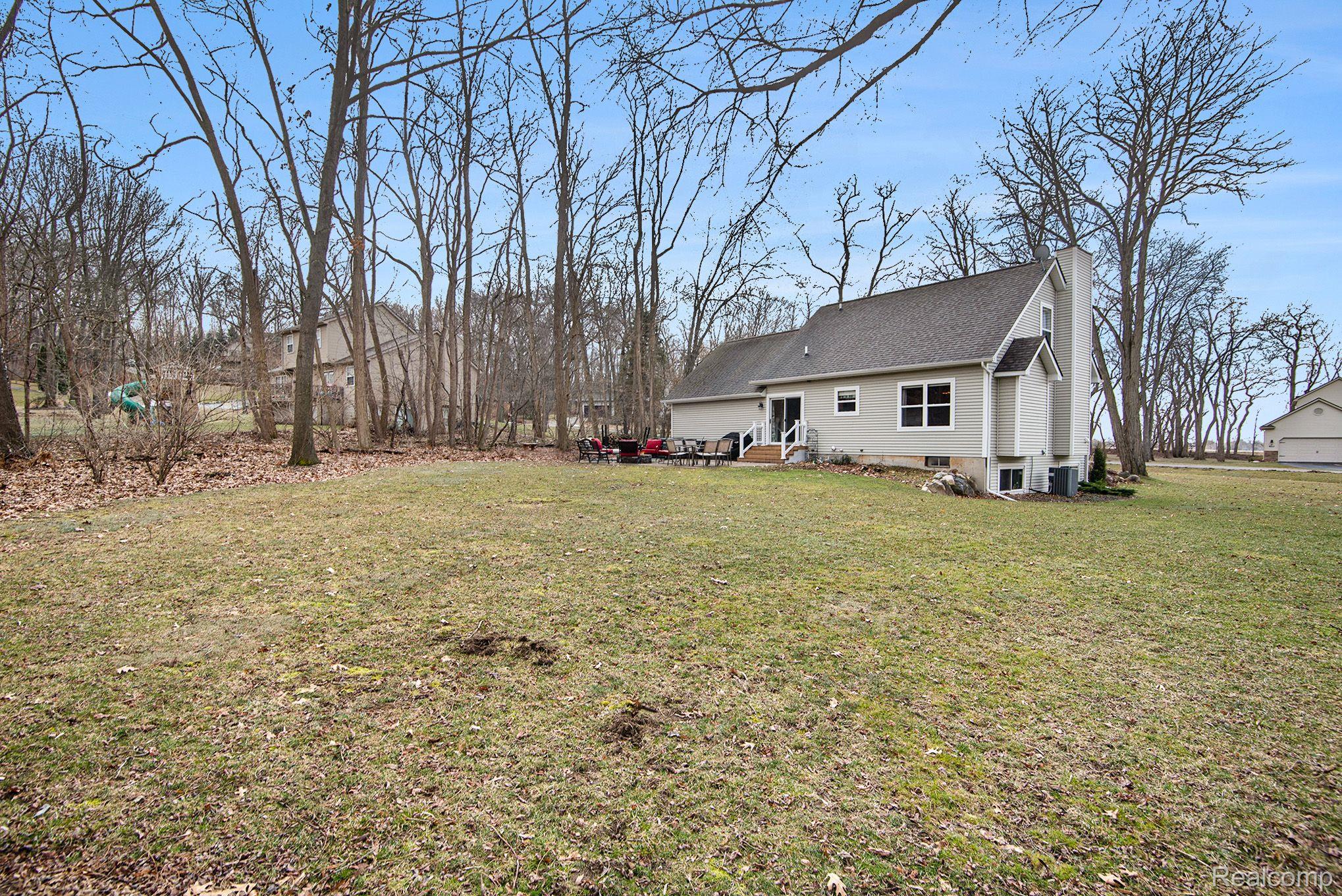 11089 Whispering Ridge Trail Fenton, MI 48430 - Photo 26 of 28 Gallery Image 26