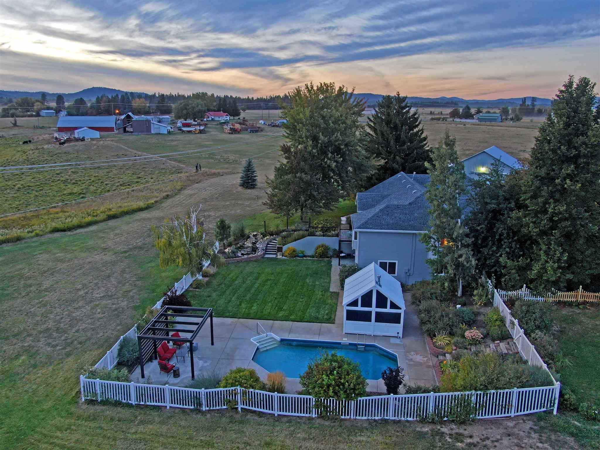 33323 North Spotted Road Deer Park, WA 99006 - Photo 4 of 50 Gallery Image 4