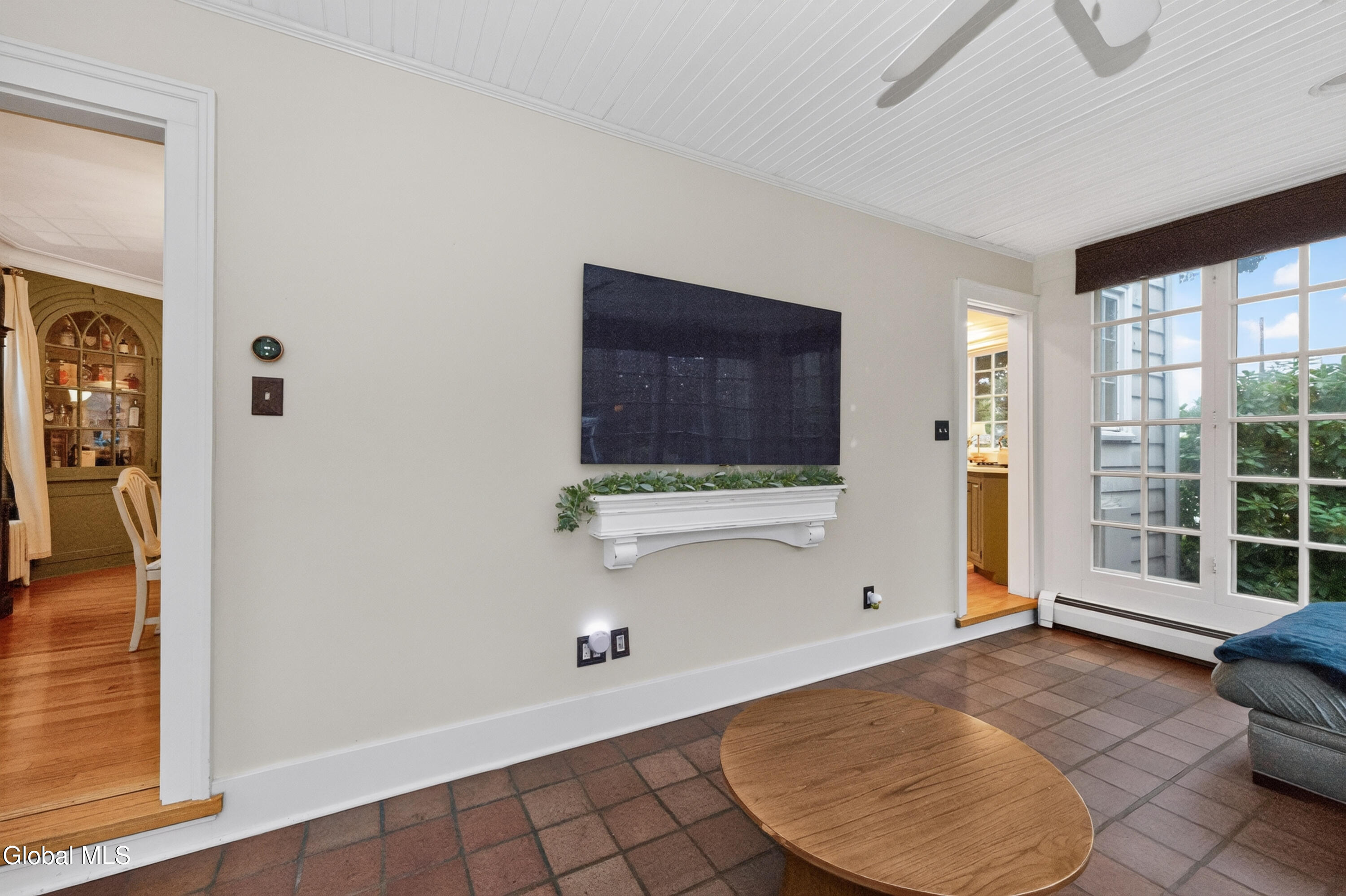 4 Sunnyside Road Scotia, NY 12302 - Photo 27 of 59 6 Sunroom 3