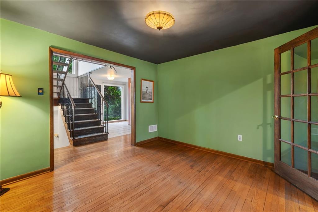 9610 Fox Road Pittsburgh, PA 15237 - Photo 19 of 47