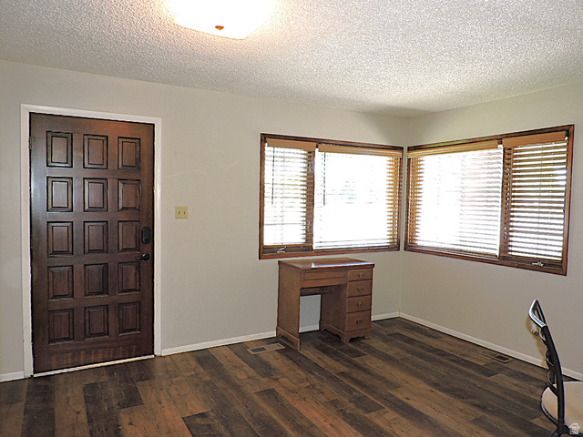 33 West 100 S Road Delta, UT 84624 - Photo 19 of 40