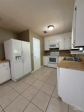 $1,475 | 4204 West Avenida De Golf, Pace, FL 32571