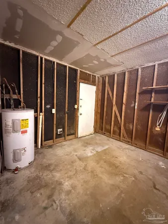 $1,475 | 4204 West Avenida De Golf, Pace, FL 32571