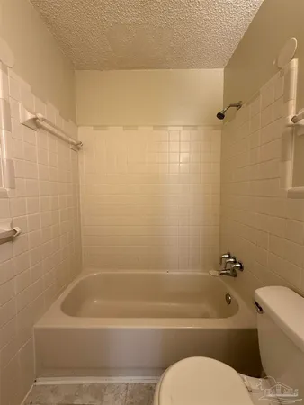 $1,475 | 4204 West Avenida De Golf, Pace, FL 32571