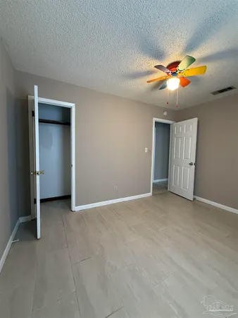 $1,475 | 4204 West Avenida De Golf, Pace, FL 32571