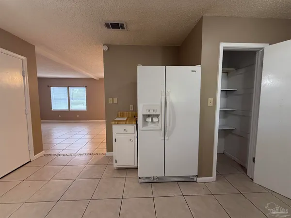 $1,475 | 4204 West Avenida De Golf, Pace, FL 32571