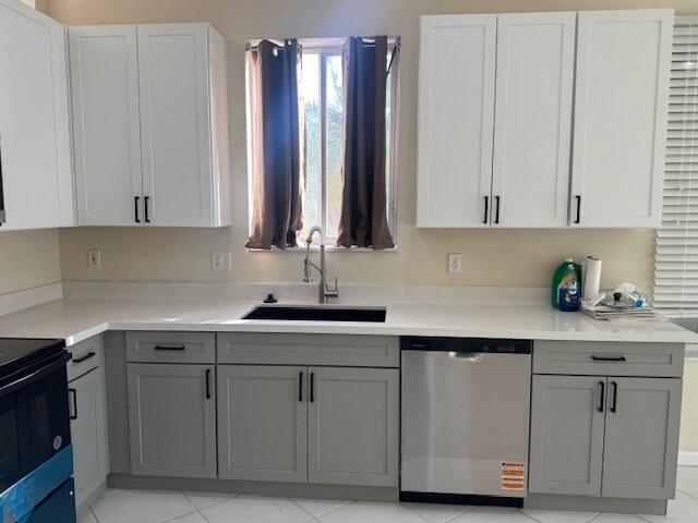 2509 Southeast Springtree Place Stuart, FL 34997 - Photo 7 of 19 Kitchen