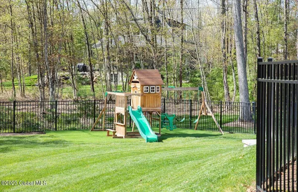 $40,000 | 26 Rolling Green Drive, Wilton, NY 12831