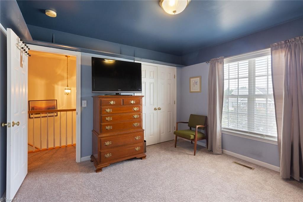 6240 Spurgeon Way High Point, NC 27265 - Photo 23 of 30