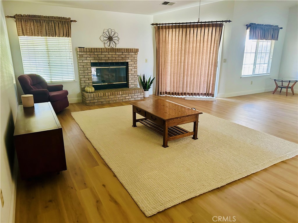 1033 Deerfield Court Merced, CA 95340 - Photo 9 of 30