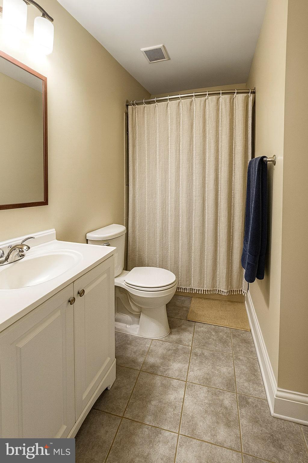 13901 Valleyfield Drive Silver Spring, MD 20906 - Photo 14 of 16 Bathroom