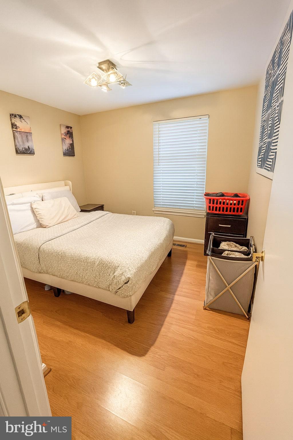 13901 Valleyfield Drive Silver Spring, MD 20906 - Photo 2 of 16 Bedroom