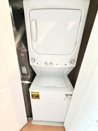 $2,295 | 113 South Paulina Street, Unit 3, Chicago, IL 60612