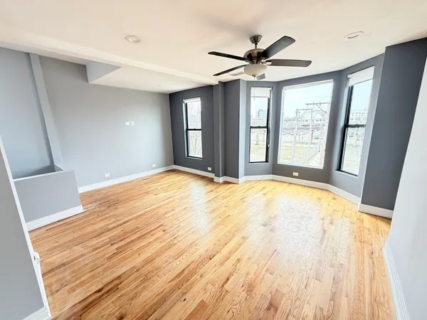 $2,295 | 113 South Paulina Street, Unit 3, Chicago, IL 60612