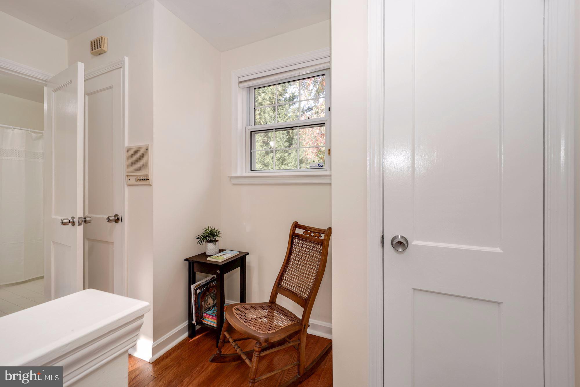 2315 Plyers Mill Road Silver Spring, MD 20902 - Photo 12 of 26 Reading Nook at the top of the second level