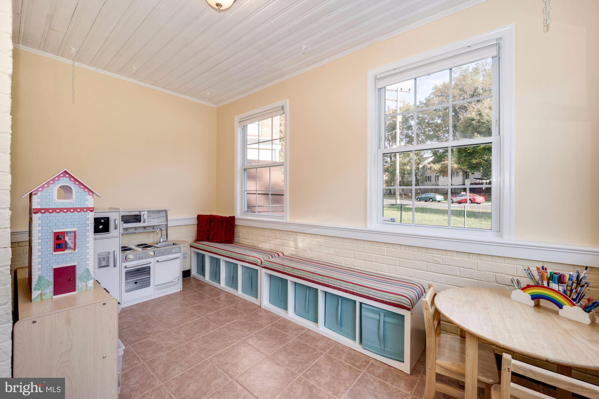 2315 Plyers Mill Road Silver Spring, MD 20902 - Photo 10 of 26 Family Room Playroom